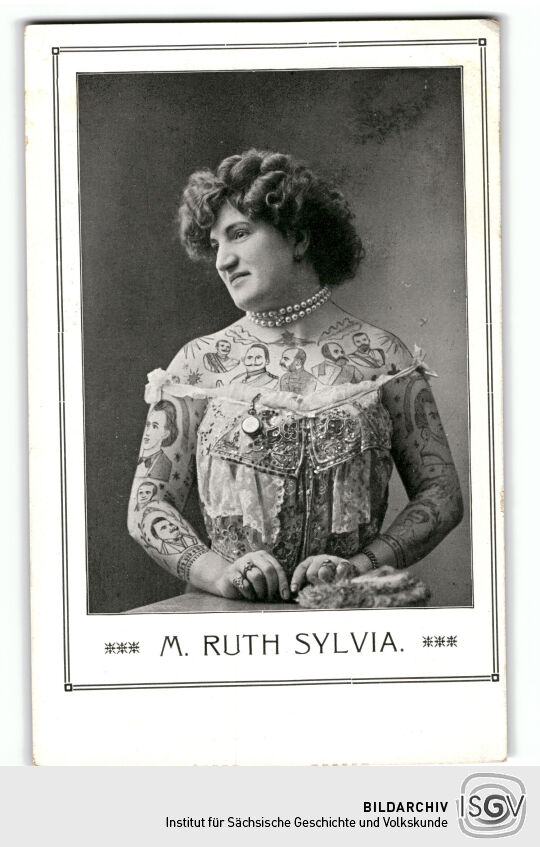 Postkarte: M. Ruth Sylvia - Vorderseite