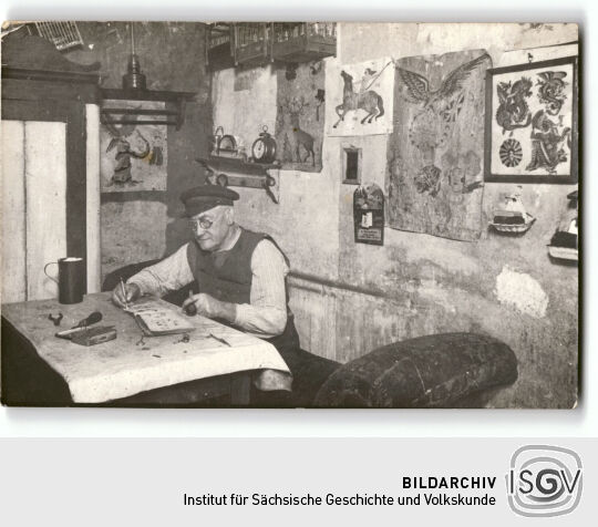 Postkarte: Karl Finke in seiner Werkstatt