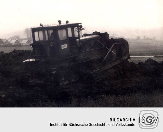 Bau des Schulgebäudes in Bockau