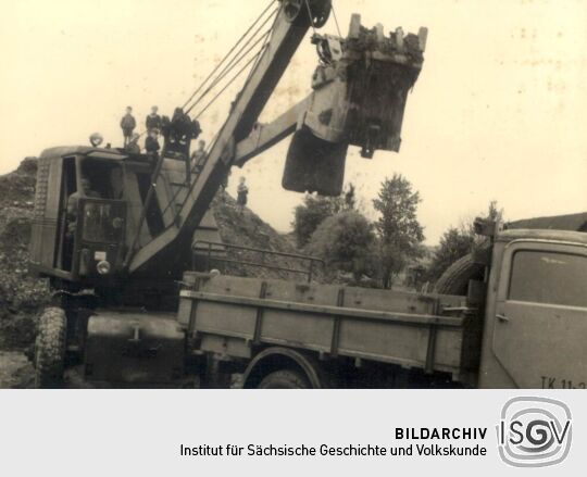 Bau des Schulgebäudes in Bockau