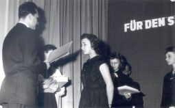 Bild: Jugendweihefeier 1958 in der Mittelschule Bockau