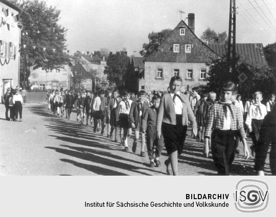 Festumzug zum 10. Jahrestag der Republik 1959