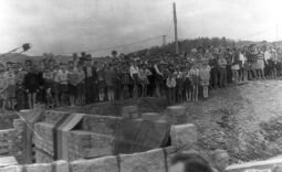 Bild: Grundsteinlegung zur Schule in Bockau 1963