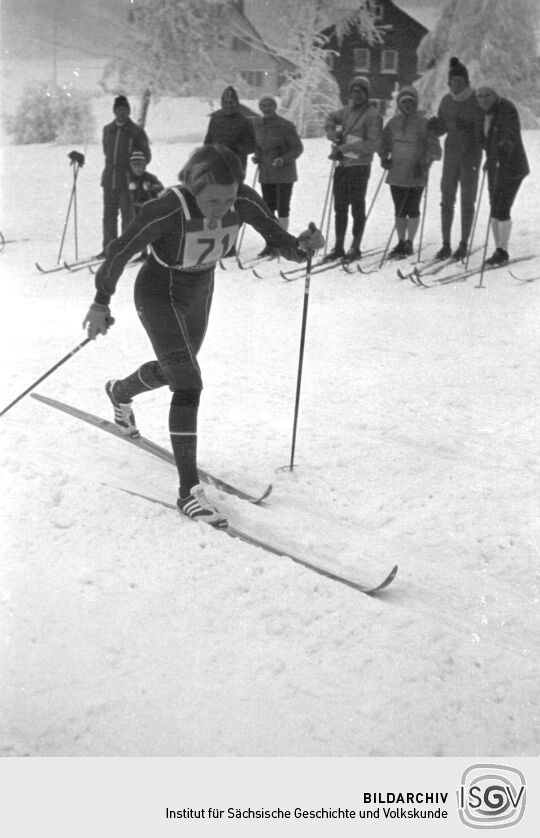 Sinaida Amosowa (SOV) bei einem Skirennen in Klingenthal (?)