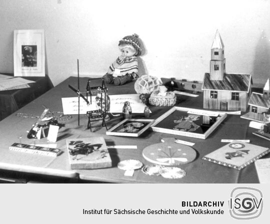 Ausstellung zum 60. Jahrestag der Oktoberrevolution in der Schule Bockau