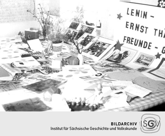Ausstellung zum 60. Jahrestag der Oktoberrevolution in der Schule Bockau