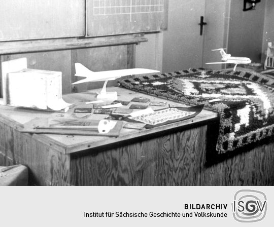 Ausstellung zum 60. Jahrestag der Oktoberrevolution in der Schule Bockau