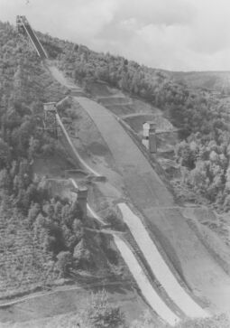 Bild: Postkarte "Drei-Schanzen-Anlage, Lauscha"