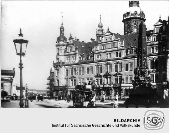 Dresden - Theaterplatz.