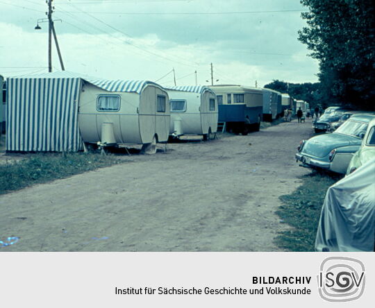 Wohnwagen und Zelte auf dem Zeltplatz Boltenhagen