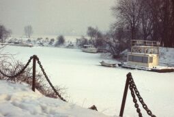 Bild: Januar, Hafen im Winter 1979 (Dresden)