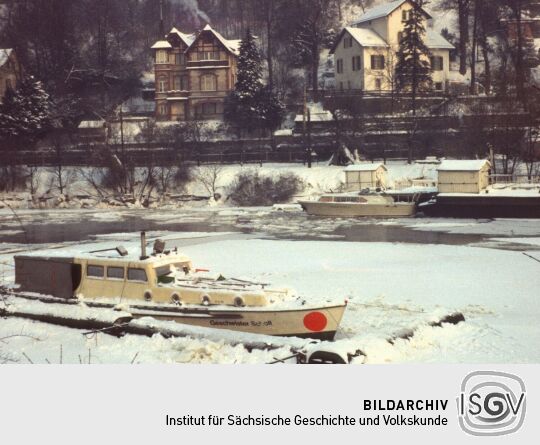 Januar, Hafen im Winter 1979 (Dresden)