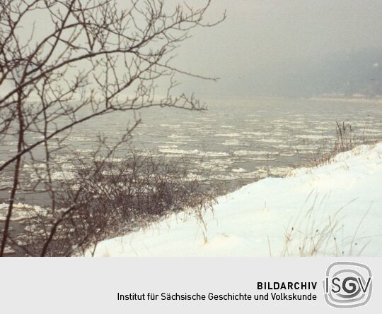 Januar, Hafen im Winter 1979 (Dresden)