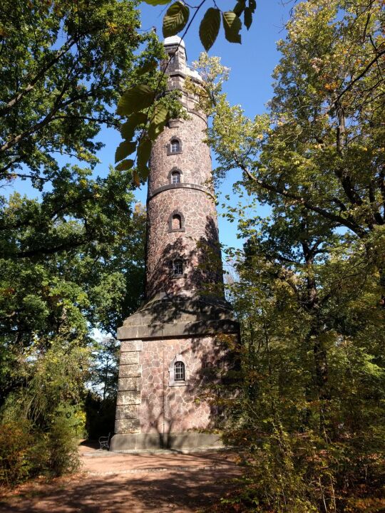 Der Johann-Gottlieb-Fichte-Turm im Westendpark von Dresden-Plauen