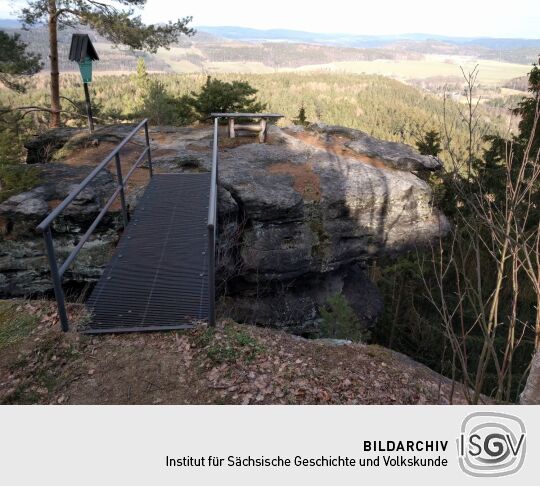 Aussichtspunkt Signal auf dem Katzstein bei Gohrisch-Cunnersdorf.