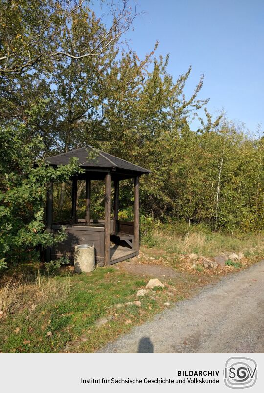 Schutzhütte auf der Karlshöhe im Spaargebirge.