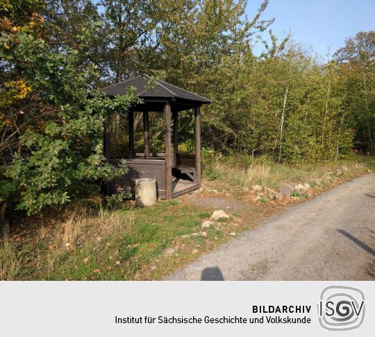 Schutzhütte auf der Karlshöhe im Spaargebirge.