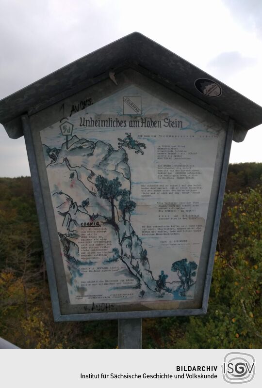 Infotafel am Aussichtspunkt Hoher Stein im Friedewald bei Coswig.