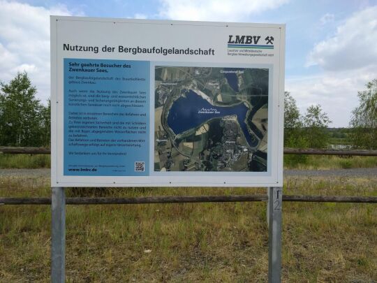 Infotafel am Aussichtspunkt Zitzschen am Zwenkauer See.