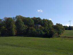 Der historische Kalkofen in Maxen mit der 2004 eingerichteten Aussichtsplattform.