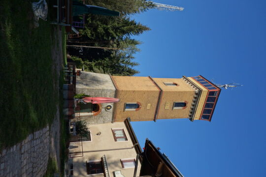 Der Dr. Köhler-Turm auf dem Gleesberg bei Schneeberg.