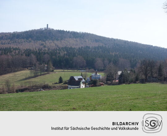 Blick zum Hochwald vom Johannistein (Jánské kamen) nahe des Oybiner Ortsteils Hain.