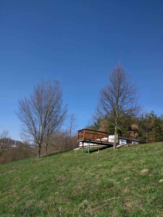 Der Aussichtspunkt Biedenkopfblick am Hammerberg in Aue-Bad Schlema.