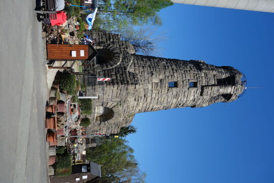 Der 1900 als Bismarckturm errichtete Aussichtsturm auf dem Kuhberg bei Netzschkau.