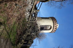 Der Aussichtsturm auf der Landeskrone bei Görlitz.