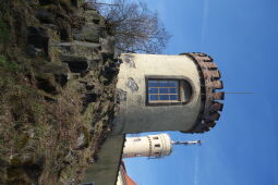 Der Aussichtsturm auf der Landeskrone bei Görlitz.