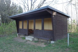 Schutzhütte auf der Anton-Günther-Höhe bei Wolkenstein.