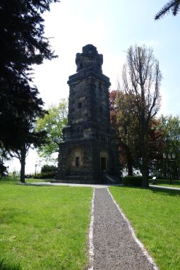 Der Bismarckturm auf dem Hutungsberg von Neugersdorf.