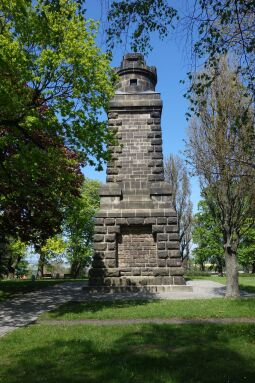 Der Bismarckturm auf dem Hutungsberg von Neugersdorf.