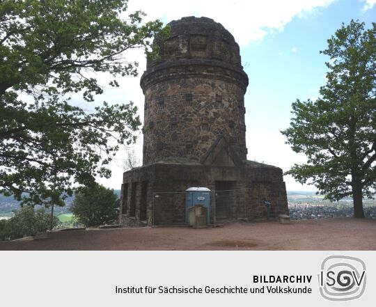 Die Bismarcksäule in Radebeul.