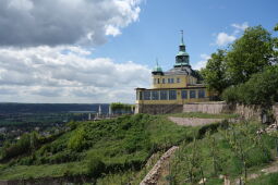 Das Spitzhaus auf der Lößnitzhöhe in Radebeul