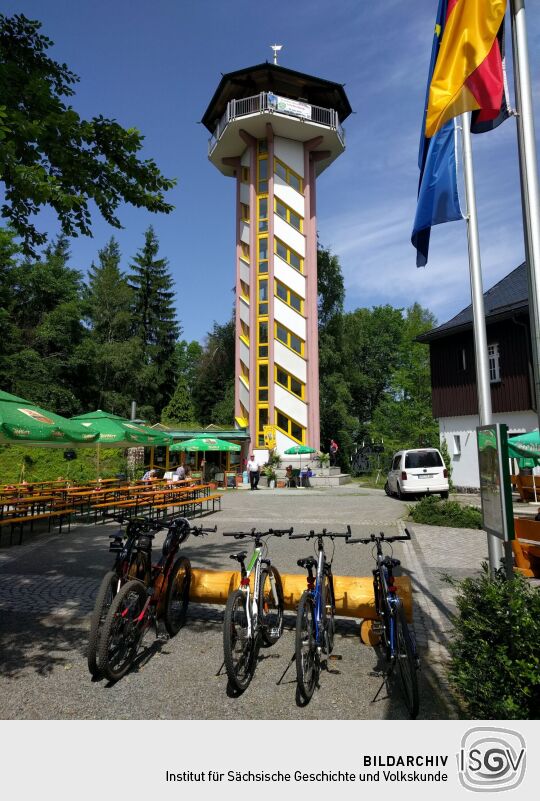 Der neue Aussichtsturm auf dem Scheibenberg.