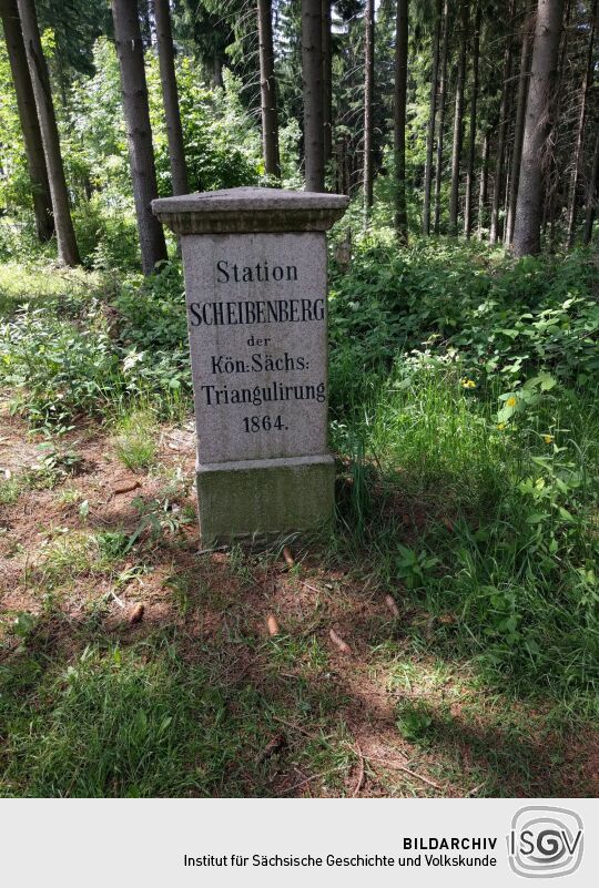 Triangulierungssäule der Station Scheibenberg der Königlich Sächsischen Triangulierung von 1864.