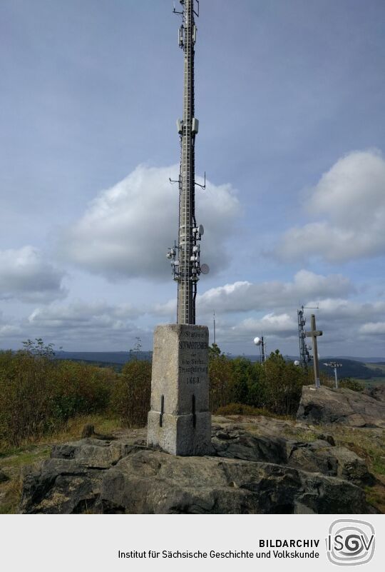 Die Messsäule Station Schwartenberg der Königlich Sächsischen Triangulierung von 1868.