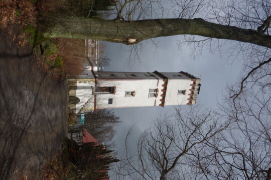 Der Aussichtsturm auf dem Schwedenstein bei Steina.