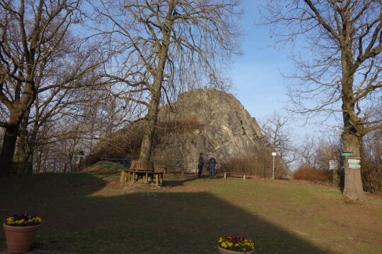 Der Gipfelfelsen mit dem Aussichtsplateau auf dem Oberoderwitzer Spitzberg.