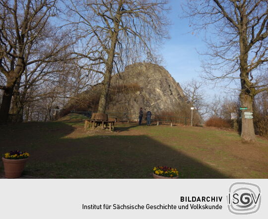 Der Gipfelfelsen mit dem Aussichtsplateau auf dem Oberoderwitzer Spitzberg.