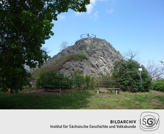 Der Gipfelfelsen mit dem Aussichtsplateau auf dem Oberoderwitzer Spitzberg.