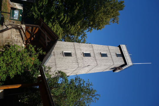 Der Aussichtsturm auf dem Steinberg bei der vogtländischen Gemeinde Steinberg.