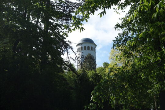 Der Wasser- und Aussichtsturm auf dem Taurastein in Burgstädt.