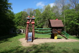 Spielplatz am König-Johann-Turm auf dem Valtenberg bei Neukirch in der Oberlausitz.