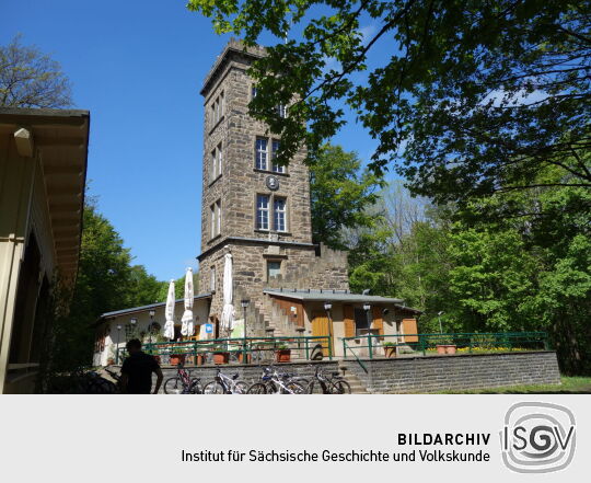 Der König-Johann-Turm auf dem Valtenberg bei Neukirch in der Oberlausitz.