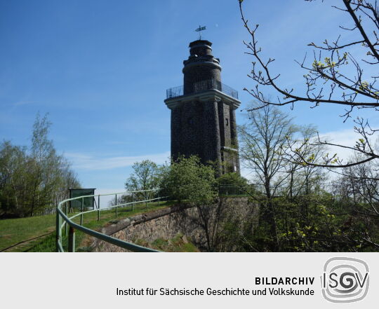 Der Bismarckturm auf dem Wachtelberg bei Wurzen.