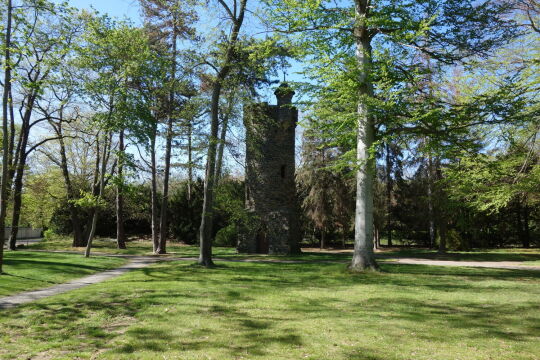 Der ehemalige Aussichtsturm im Stadtpark Wurzen.