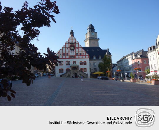 Das alte und das Neue Rathaus in Plauen.