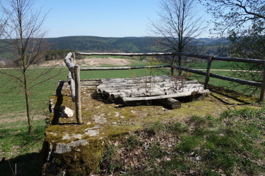 Reste eines historischen Kalkofens bei Dippoldiswalde-Naundorf.